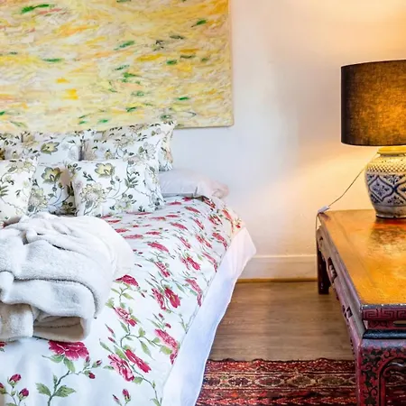 Spacious In Montparnasse דירה *