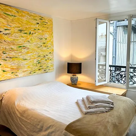Spacious In Montparnasse Apartment