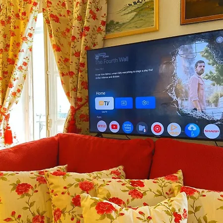 Spacious In Montparnasse باريس