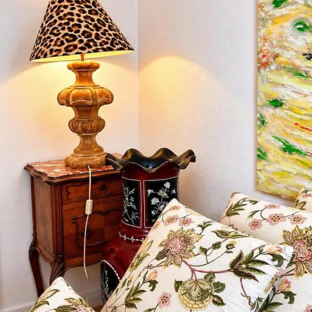 Spacious In Montparnasse Paris