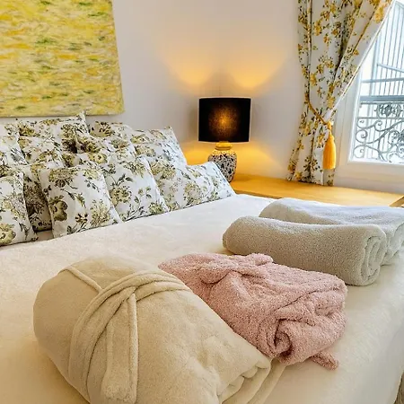 Spacious In Montparnasse