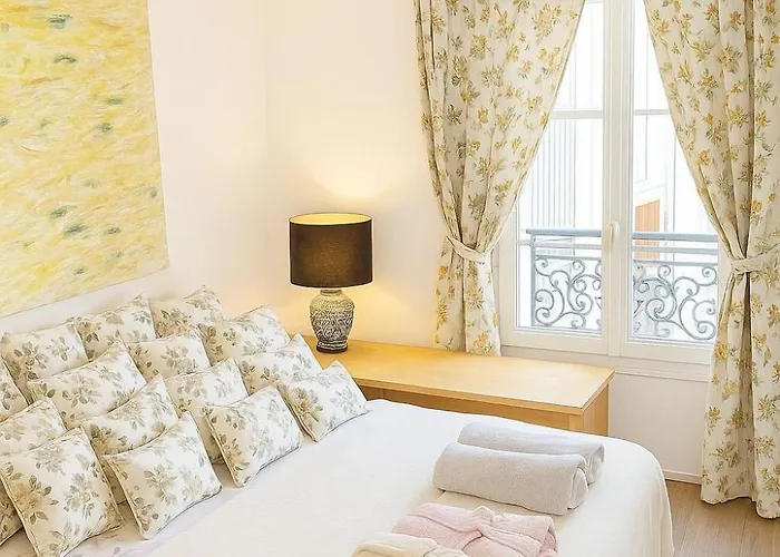 Spacious In Montparnasse Apartment *